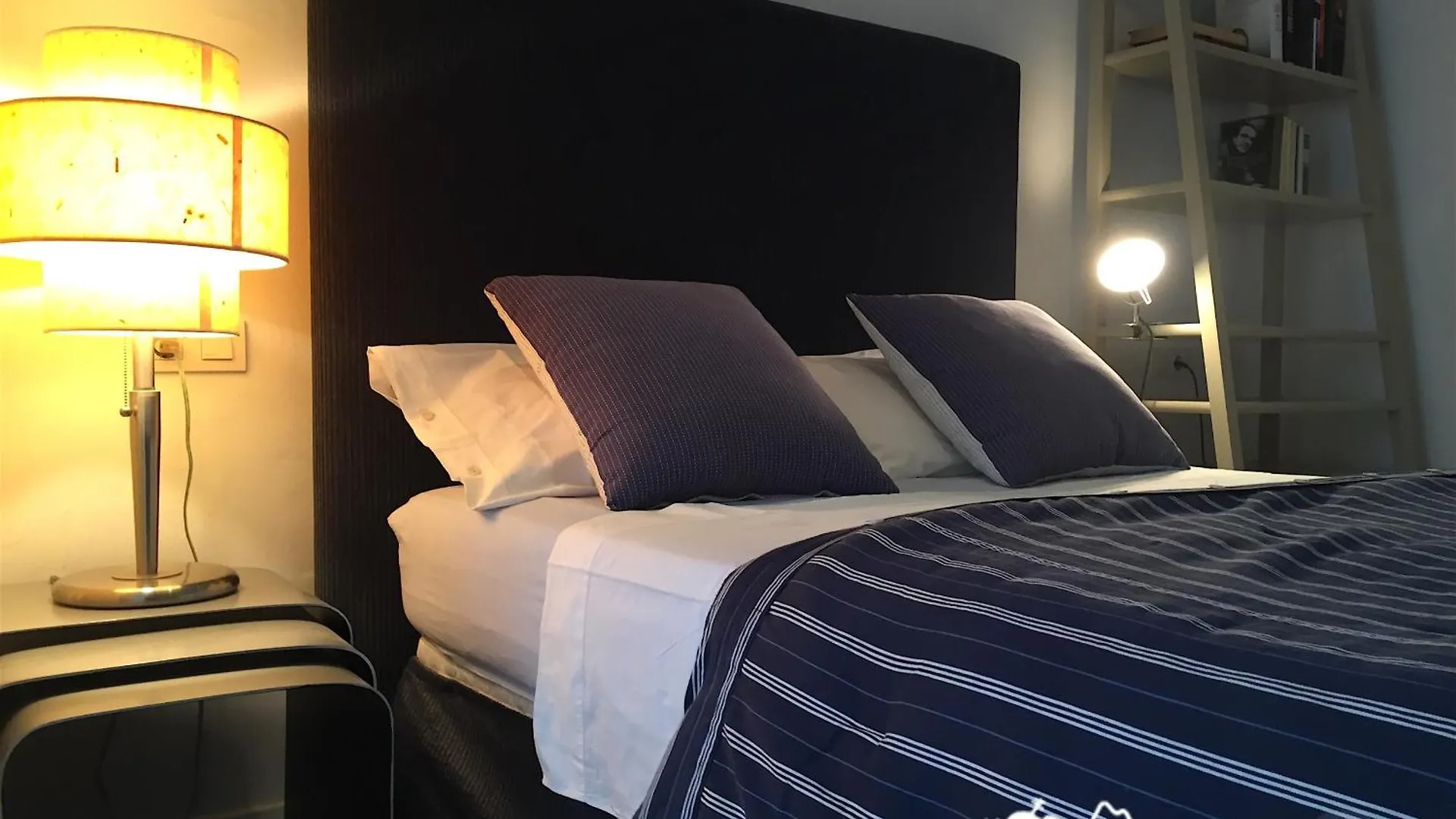 Apartment Alegria Sitges Spagna